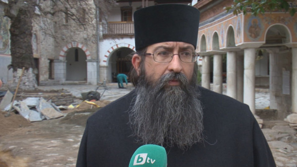 Светият синод освободи игумена на Бачковския манастир