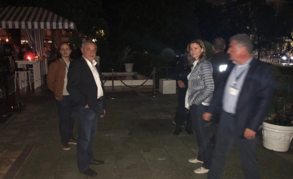 Валери Симеонов погна шума и в столичните заведения