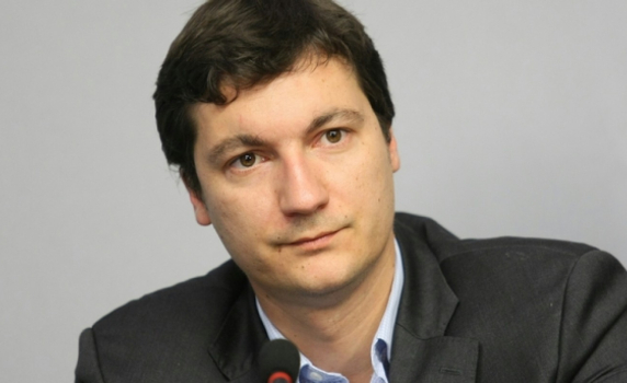 БСП иска оставките на Цецка Цачева и директора на Агенцията по вписванията