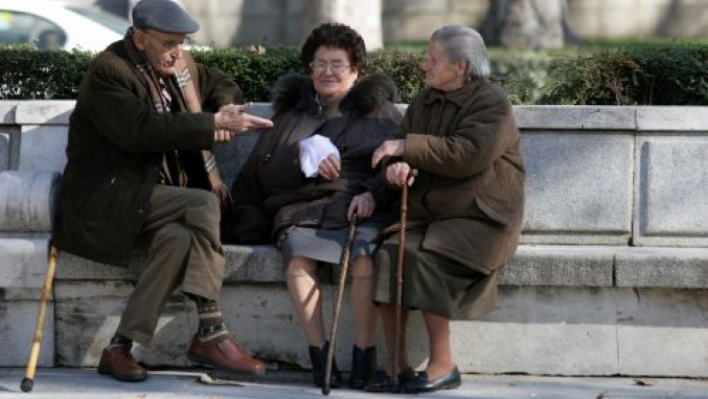 Възрастта за пенсия се вдига: мъжете на 64 г. и 2 м., жените на 61 г. и 2 м.