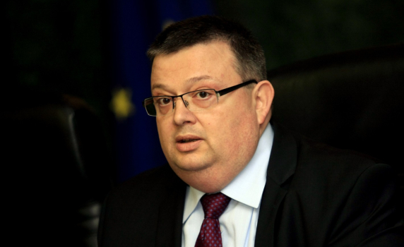 Цацаров: Срещата в ЦУМ не е тайна, нито нерегламентирана