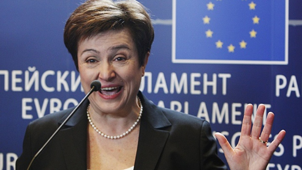 Кристалина Георгиева във финална офанзива срещу Бокова