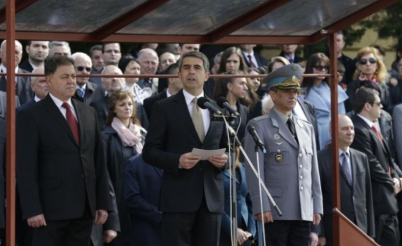 Президентът нападна Русия на парада