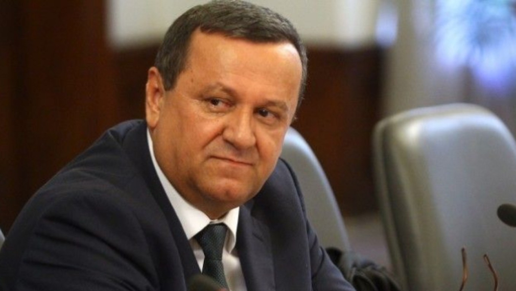 Хасан Адемов: Оставката на Бисер Петков е изненадваща