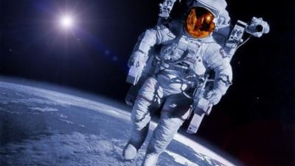 Пак българин в космоса с руска ракета – за 20 млн. долара. По-добре ги дайте на БАН Пак българин в космоса с руска ракета – за 20 млн. долара. По-добре ги дайте на БАН
