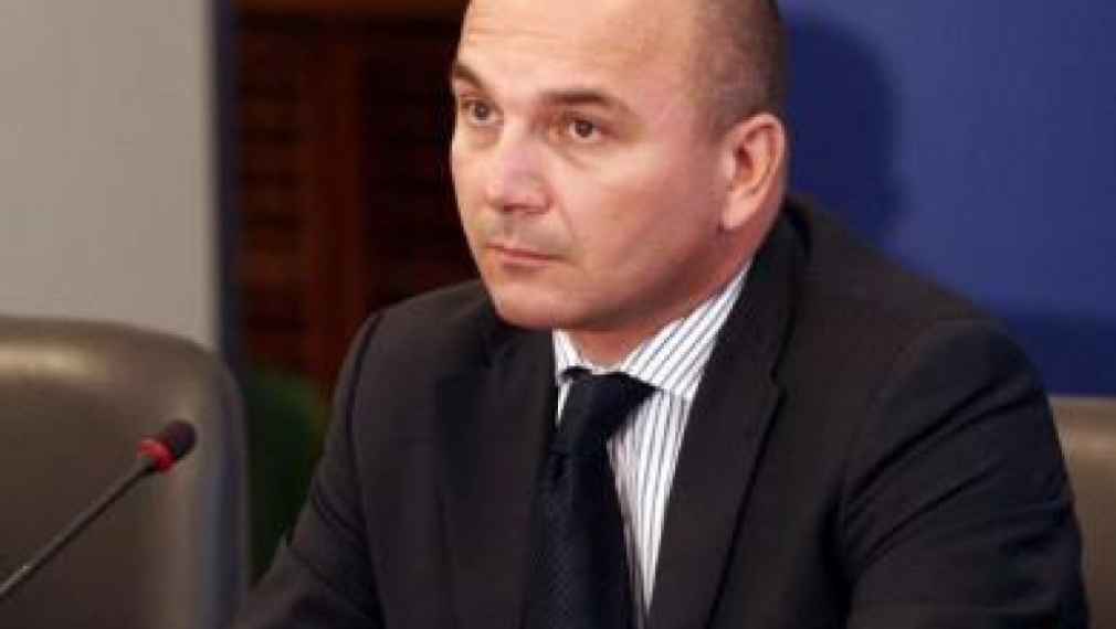 Любомир Дацов пред ГЛАСОВЕ: Ръстът на депозитите на гражданите е белег за задълбочаване на кризата
