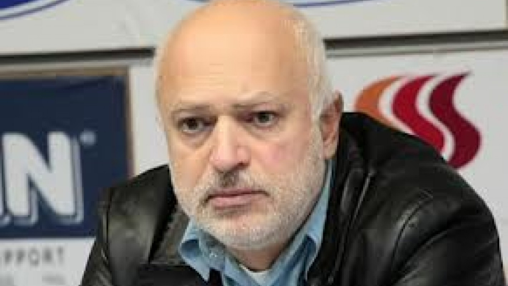 Проф. Минеков за Цар Освободител: Тенекеджийски ремонт, а не реставрация