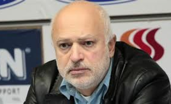 Проф. Минеков за Цар Освободител: Тенекеджийски ремонт, а не реставрация