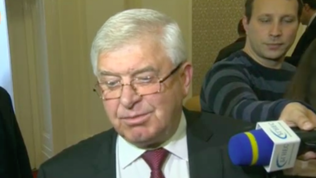 Ананиев: Нито едно българско дете няма да бъде лишено от медицински грижи