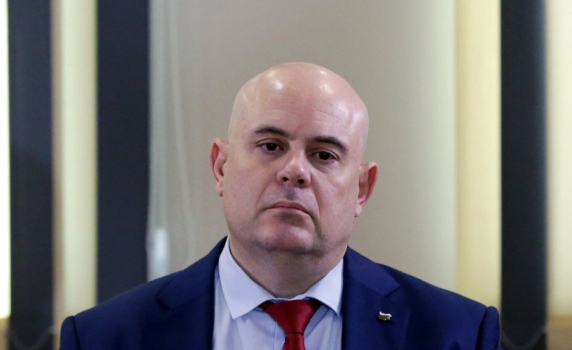  Иван Гешев избра заместниците си