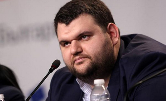 Антикорупционната комисия не откри никакви нарушения на Пеевски