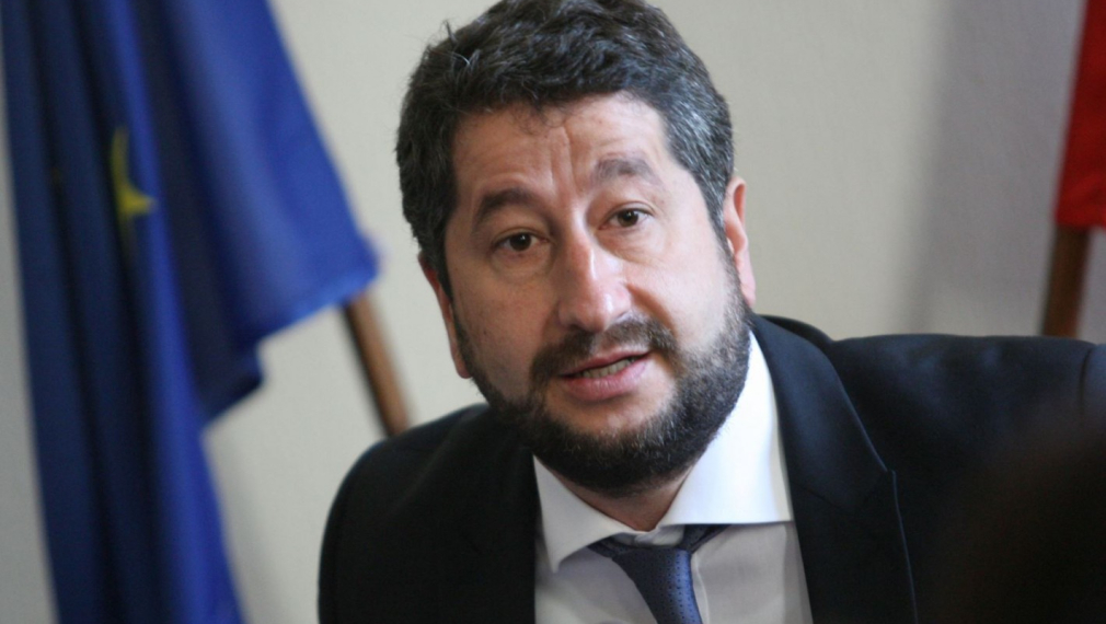 Иванов към Местан: Не е нула направеното от министерството