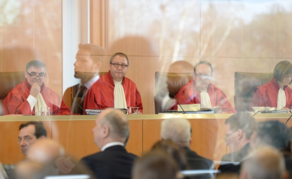 Върховният съд на Германия изиска признаването на третия пол