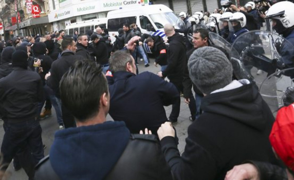 Ултрадясна агитка предизвика полицията в Брюксел