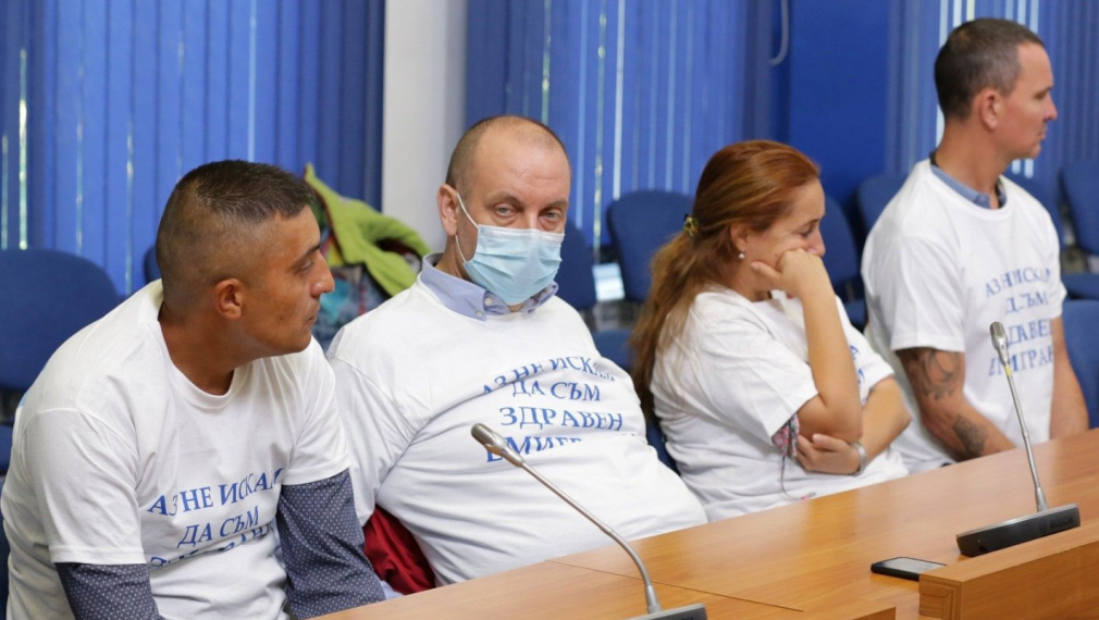 Чакащи за белодробна трансплантация искат оставката на Ананиев