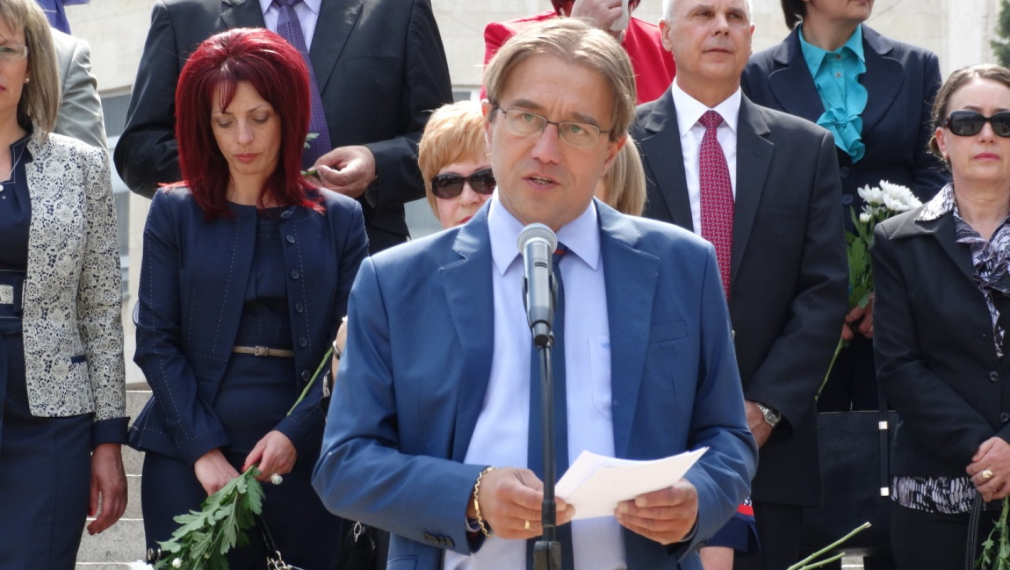 Арестуваха кмета на Асеновград Емил Караиванов за подкуп