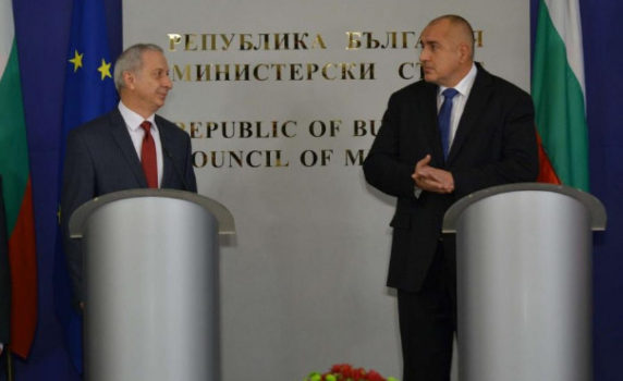 Премиерът: Ще разровим из дъно