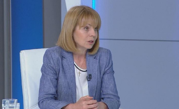 Фандъкова: Хората да подават сигнали за опасни дървета