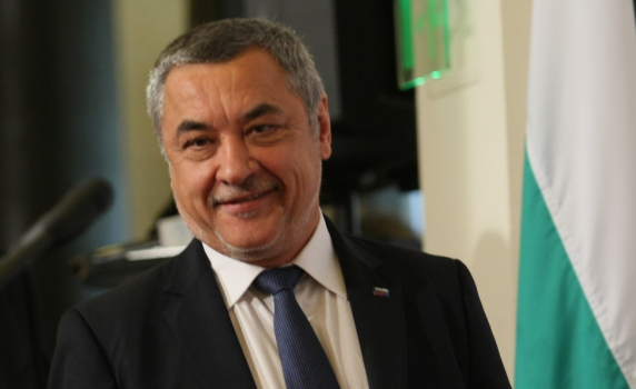 Симеонов: Имаме за премиер човек с доста лабилна психика