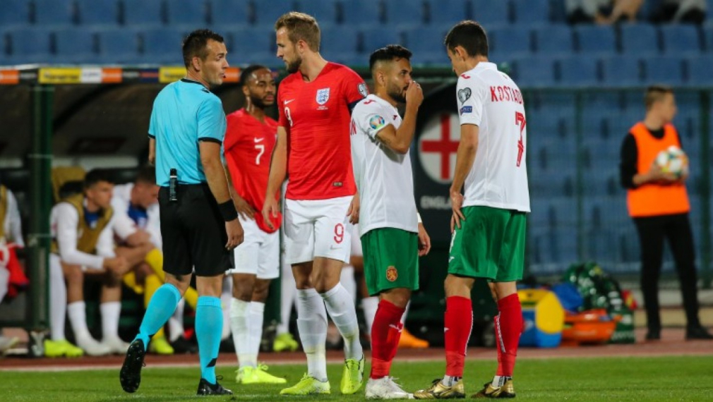 УЕФА повдигна обвинения за расизъм срещу България