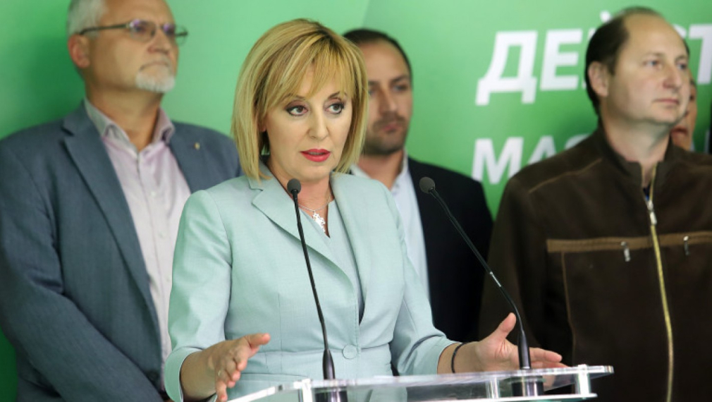 Манолова: Предложението на БНТ е ясно и то не включва екипа на Фандъкова