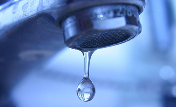 Спират топлата вода в част от София