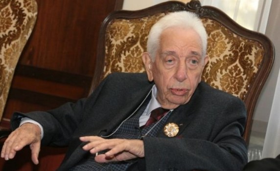 Гиньо Ганев – учителят по държавност 