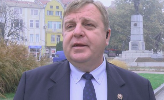 Каракачанов: Менда Стоянова се е объркала кой направи предложението за болничните