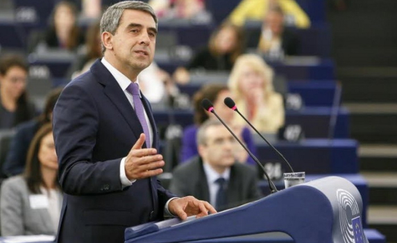 Плевнелиев пред Европарламента: Кремъл е против нас