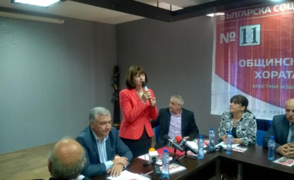 Без такси в детските градини, обеща Мариета Сивкова