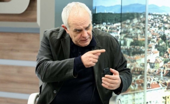 Андрей Райчев: Ако Борисов махне Цветанов, това ще е последната "инжекция живот"