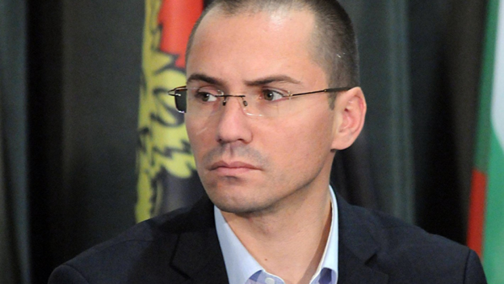От ВМРО поискаха закриване на центровете за мигранти в София