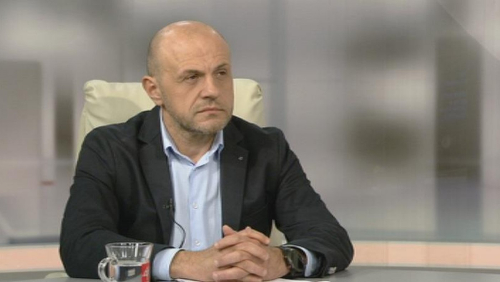 Дончев: В позицията на РБ се наблюдава феноменът "хем живи, хем мъртви" 