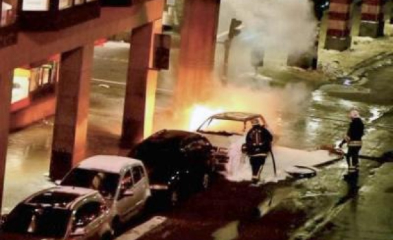 Обиски в Англия заради атентата в Стокхолм. Швеция е в шок