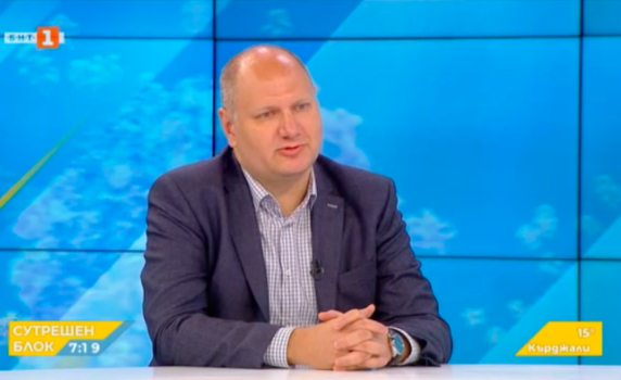 Доц. Шиваров: Хората с "нулева" кръвна група имат по-малък риск от тежко протичане на Covid-19