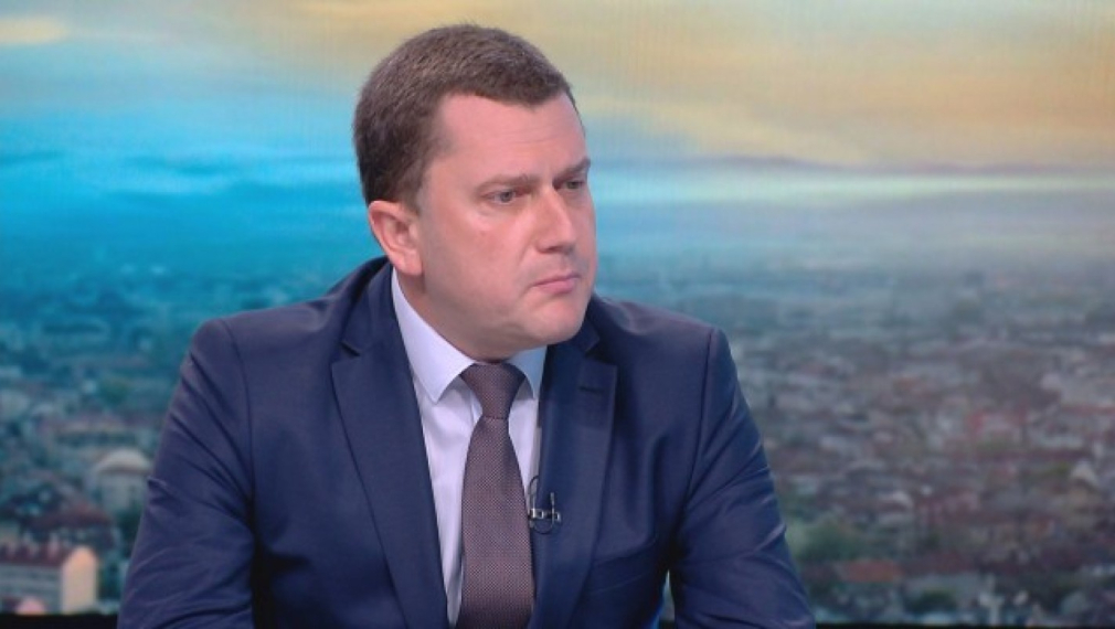 Кметът на Перник отказа среща с Нинова: Няма да позволя да се прави ПР с кризата