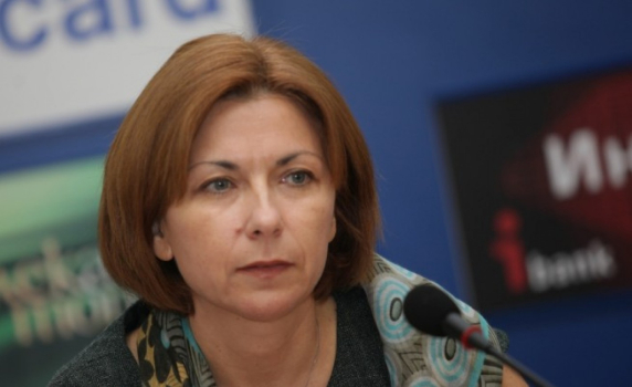 Б. Димитрова: Поставените от президента теми се използват за политически цели