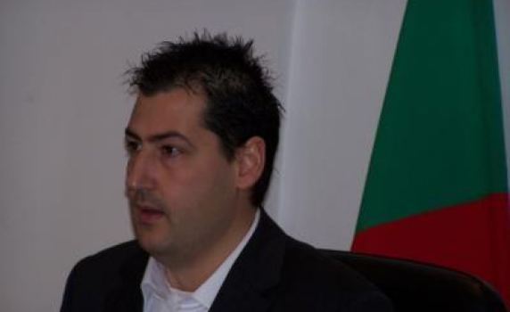 РЗС: ГЕРБ "извозили" 200 роми евангелисти да гласуват за тях на местните избори през 2009 г.
