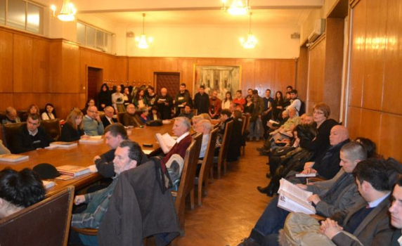 Нов сборник разкрива как агентурата на ДС е работила за БСП в началото на промените