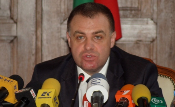 Уволнен е директорът на службата за съвети в земеделието