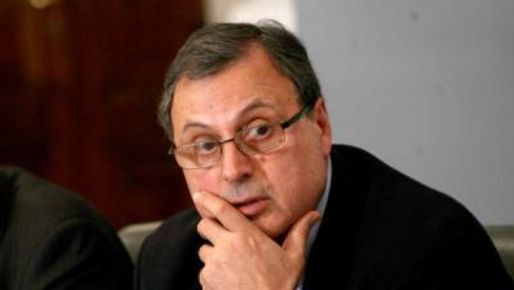 Божидар Данев: Бюджетът за 2011 г. не предвижда нито здравна, нито пенсионна реформа Божидар Данев: Бюджетът за 2011 г. не предвижда нито здравна, нито пенсионна реформа