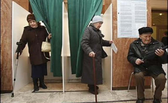 "Единна Русия" печели убедително местните избори в Русия