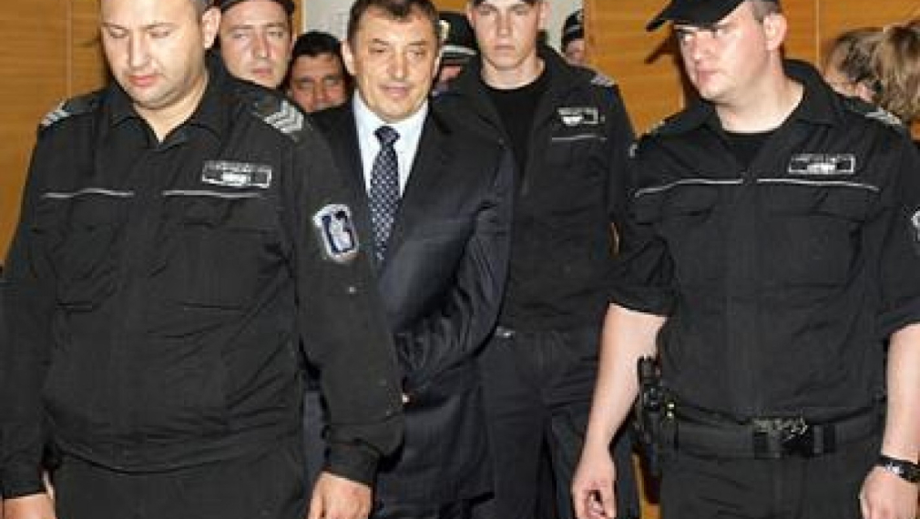 Алексей Петров излиза под домашен арест. Прокуратурата се съгласи - „Октопод” не съществува Алексей Петров излиза под домашен арест. Прокуратурата се съгласи - „Октопод” не съществува