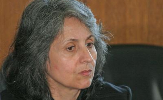 Маргарита Попова излъгала за становището на Венецианската комисия по поправките в закона „Кушлев”