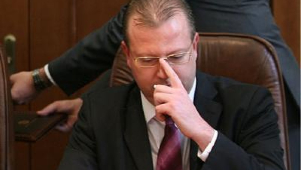 Шефът на НАП опитва да замаже казуса с имотите на Цветанов Шефът на НАП опитва да замаже казуса с имотите на Цветанов