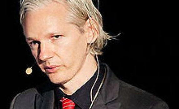Скотланд Ярд знае точното местонахождение на основателя на WikiLeaks