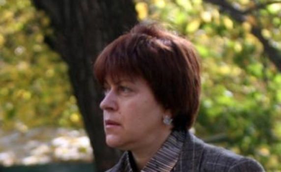Дончева пред ГЛАСОВЕ: Цвета Маркова е била накарана през нощта да декласифицира СРС-та, които Цветанов изчете пред парламента