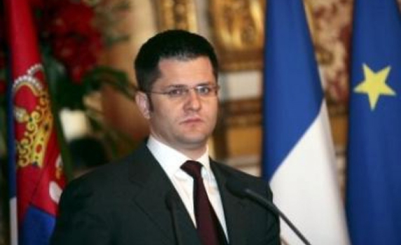 Сменят Вук Йеремич заради скандала с Нобеловата награда