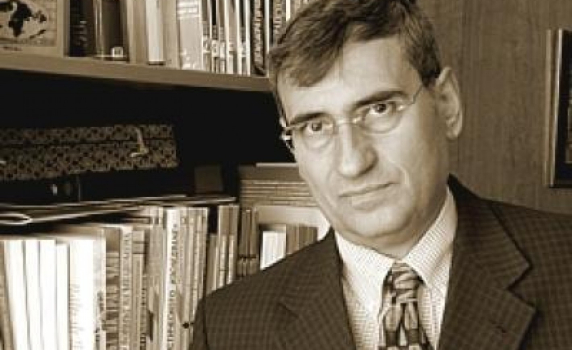 Проф. Богданов за миналото си в ДС: За безредния ред, компромиса и мълчанието 