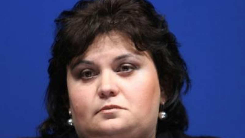 Фидосова не кадрувала в митниците, а променяла статуквото